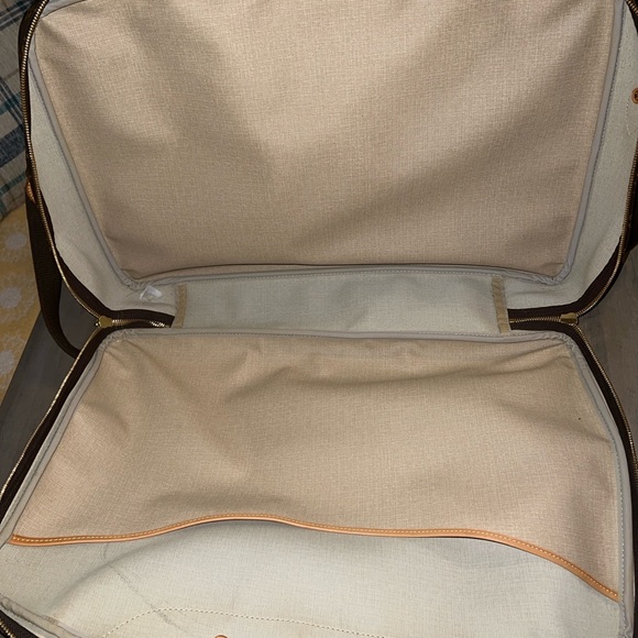 Louis Vuitton carry on duel sided! RETIRED - Picture 5 of 9